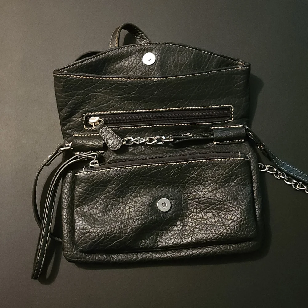 Nine West sleek stylish